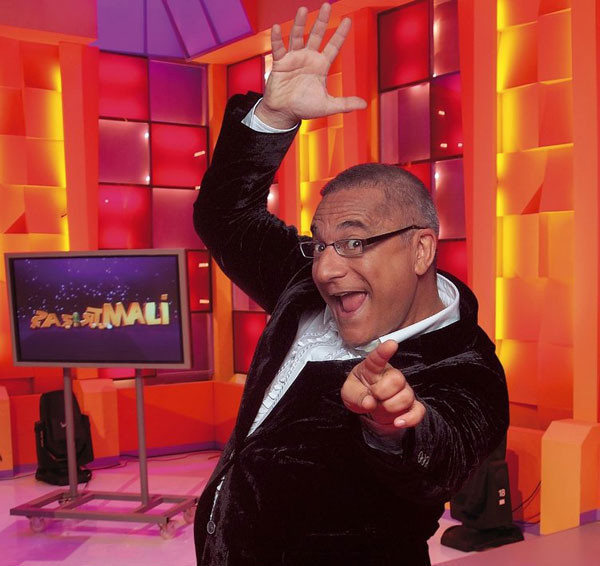 İkinci defa mahkemelik olan Ece Ronay söyledikleriyle yeri göğü salladı! "Erbil kızından küçük kızları..." - Resim: 0