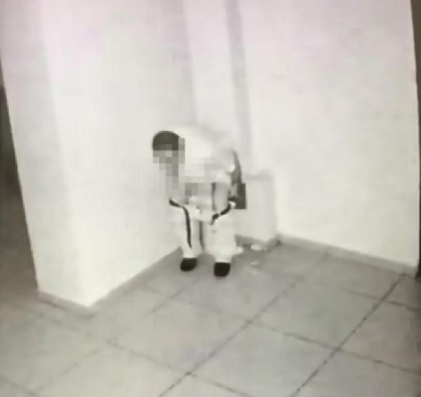 Kötü kokunun sırrı çözüldü! O anlar kamerada... - Resim: 3