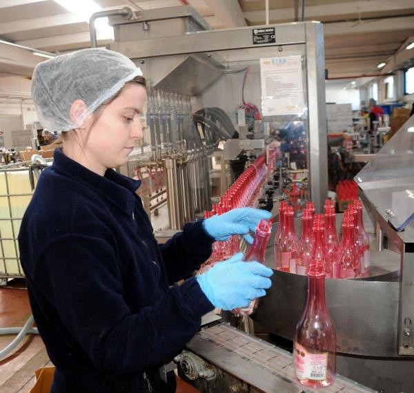 Koronavirüs sonrası kolonyada talep patlaması oldu Avrupa'ya satışlar durduruldu - Resim: 3