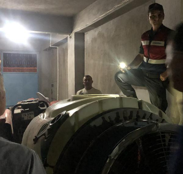 Bursa'da vahşet! Kardeşini öldürüp, cesedini ilaçlama tankına attı - Resim: 0