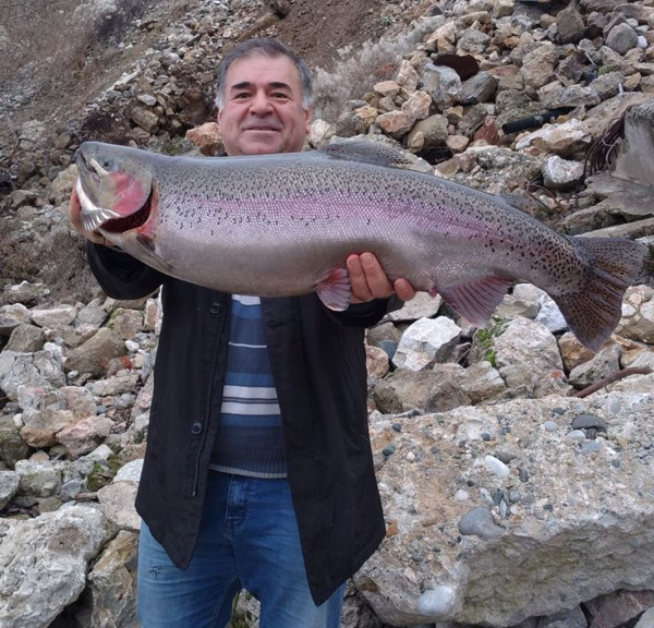 Türkiye ve Avrupa'nın en büyüğü Elazığ'da! Gören hayret etti tam 115 santim - Resim: 1