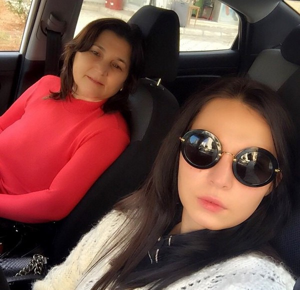 Eda Akkaya bildiğiniz gibi değilmiş bu haline bakın! - Resim: 3