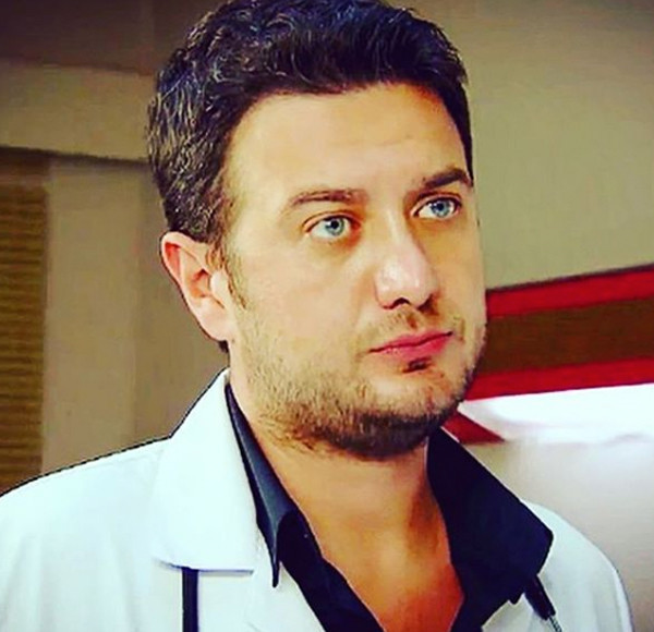 Onur Büyüktopçu fena yakalandı panikleyerek uzaklaştı! - Resim: 3