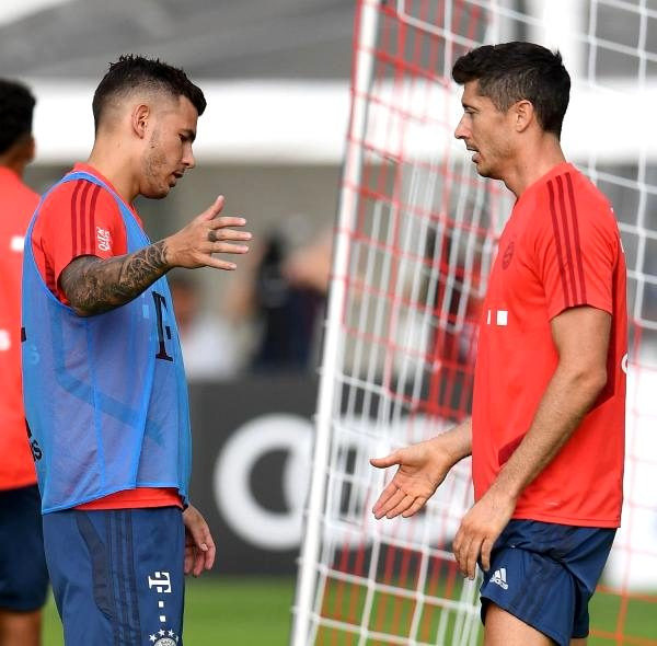 Bayern Münih corona virüsüne karşı önlem almaya çalışıyor - Resim: 0