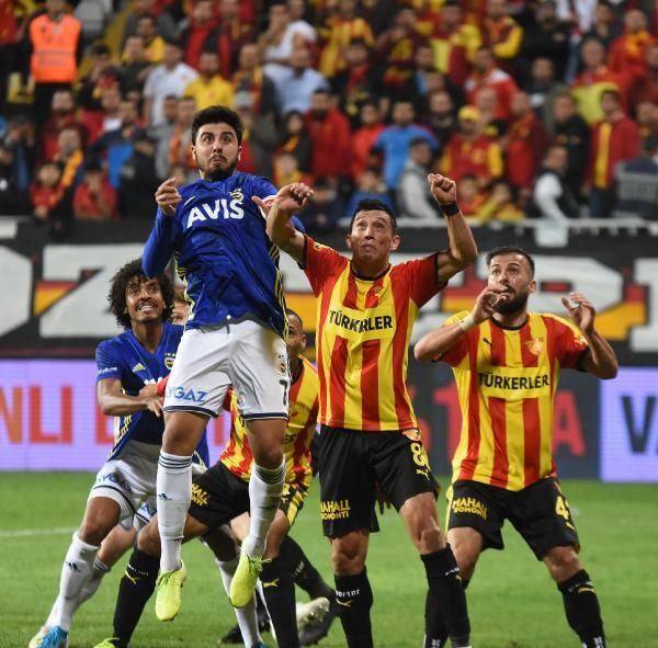 Fenerbahçe'nin haklı isyanına olay yorum: Liginiz de batsın VAR’ınızda - Resim: 1