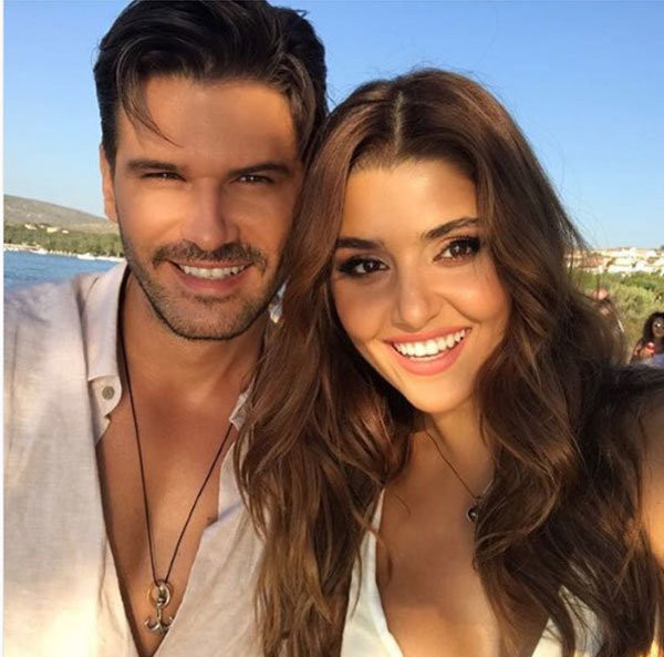 Öpüşme sahnelerine sinirlendi Almeda Abazi Siyah İnci setini bastı - Resim: 1