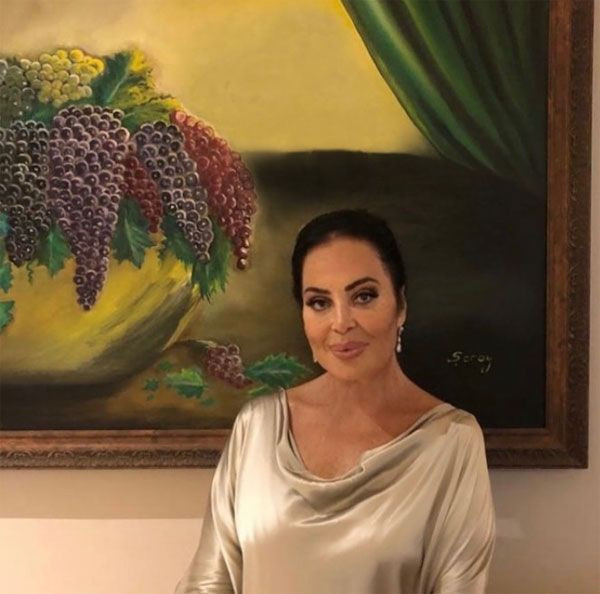 Yeşilçam'ın Sultanı Türkan Şoray tek kelime edemedi! "Bu vaziyette konuşamayacağım" - Resim: 1