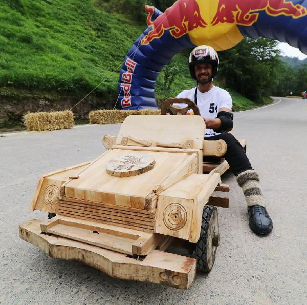 AK Partili vekilin zor anları! Çok fena takla attı... - Resim: 2