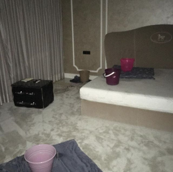 Okan Kurt'tan boşanan Demet Akalın 'kiralık konak' arıyor! - Resim: 3