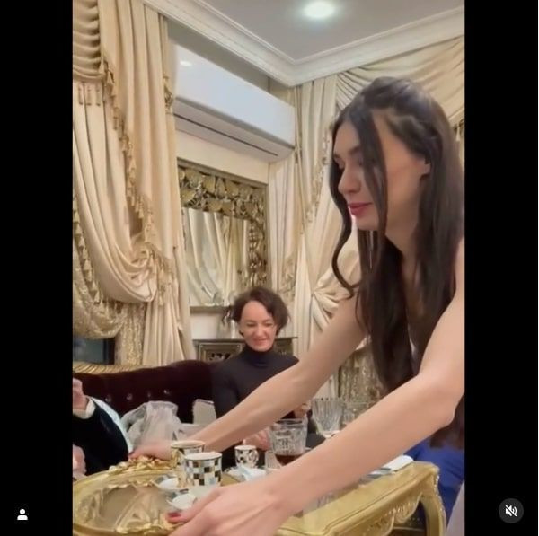 Burcu Kıratlı'yı Sinan Akçıl yeniden istedi boşanıp barışan çift yeniden evleniyor - Resim: 4