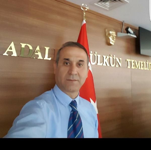 Maltepe'de 17 yaşındaki genç babasını defalarca bıçaklayarak öldürdü - Resim: 0