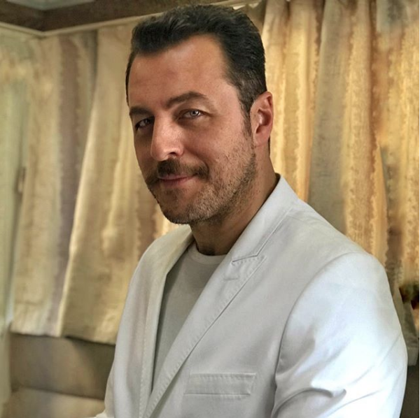 Yetkin Dikinciler koronavirüs kurallarını sallamadı üstüne muhabirine hakaret etti - Resim: 1