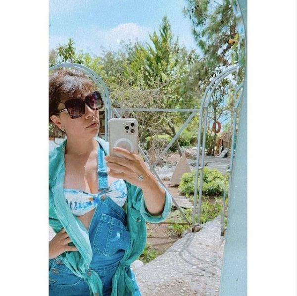 Yeşim Ceren Bozoğlu mayolu pozuyla şaşırttı Kuruluş Osman'ın Hazal Hatun'uydu - Resim: 4