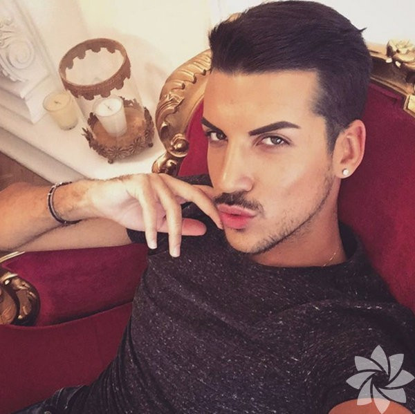 Kerimcan Durmaz'ın darp raporu alırken çekilen fotoğrafı olay - Resim: 3