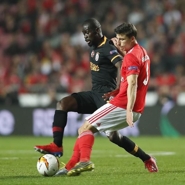 Diagne saç baş yoldurdu: Balon değil bildiğin sabun köpüğü - Resim: 1