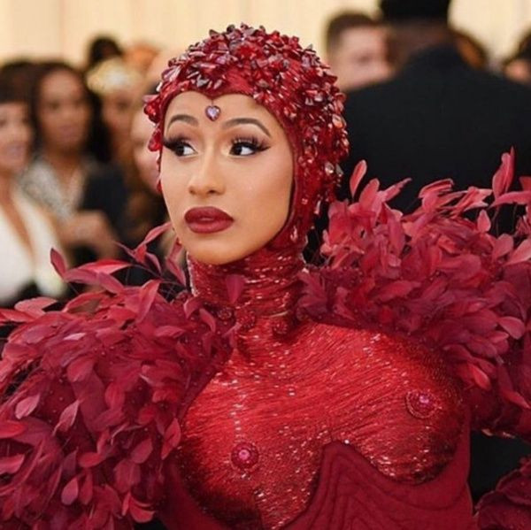 Cardi B'nin Türk hayranı için yaptığı sosyal medyayı salladı - Resim: 4