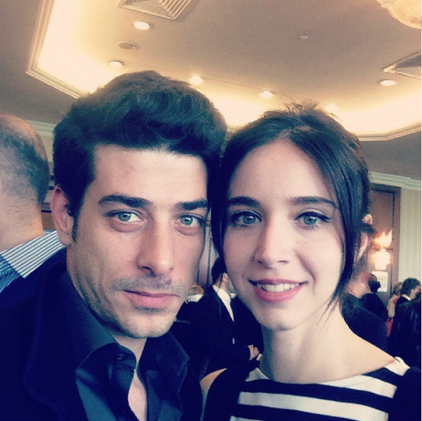 Bir Aile Hikayesi'nin yıldızı Alper Saldıran Pınar Tuncegil'den sessiz sedasız boşandı - Resim: 4