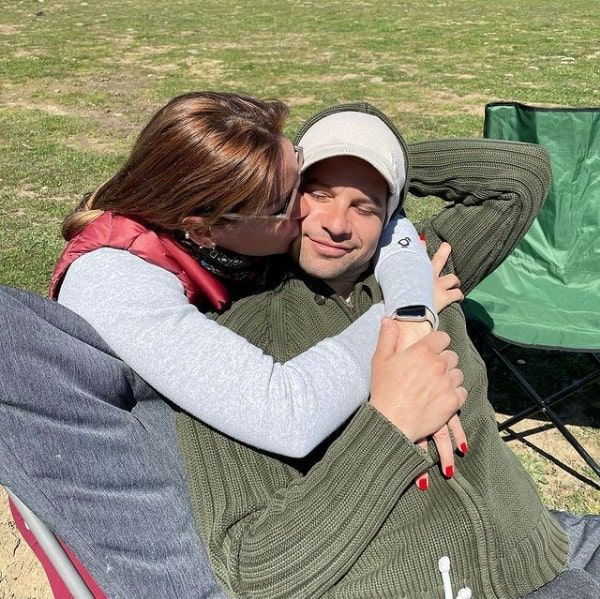 Pınar Altuğ'dan eşi Yağmur Atacan'lı romantik paylaşım 'Sonsuza kadar 'evet' demiştim' - Resim: 2