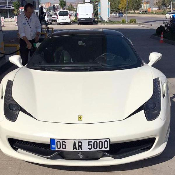 Çarptığı taksinin şoförü ölen lüks otomobil sürücüsü tutuklandı - Resim: 0