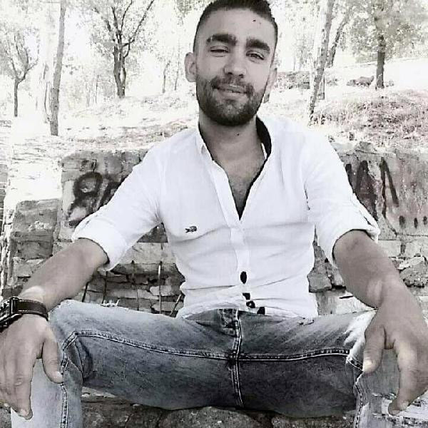 İki arkadaş evlerinde silahla öldürülmüş olarak bulundu - Resim: 0