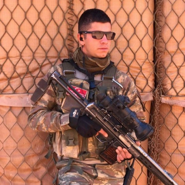 Hakkari şehitlerinin isimleri belli oldu! Birinin yaşamı büyük dramlarla dolu - Resim: 0