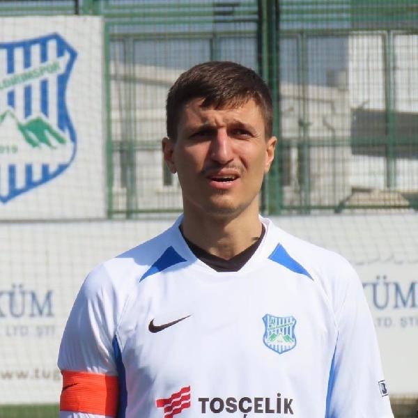 Oğlunu boğarak öldüren futbolcu babanın duruşması ertelendi - Resim: 0