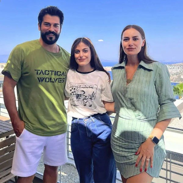 Çıkan iddialar sonrası düşman çatlattı! Fahriye Evcen'in o hareketi olay oldu - Resim: 2