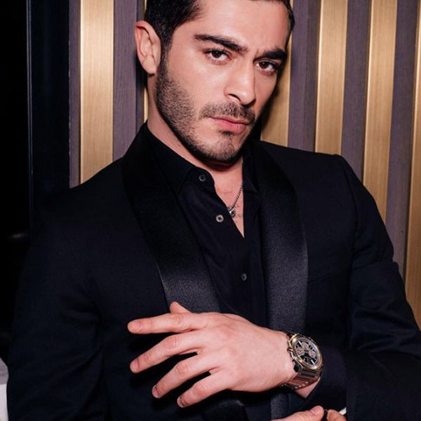 Burak Deniz'den beklenmeyen skandal! Nilperi Şahinkaya masayı terk edince ettiği küfürlerle herkesi şaşkına çevirdi - Resim: 0