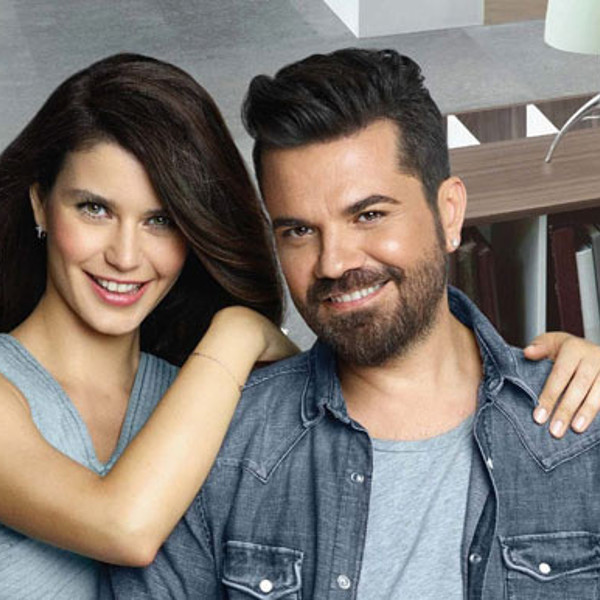 Emel Sayın bile şaşkına uğradı! Kenan Doğulu sahnenin ortasında göğsünden öptü! "Aman Beren görmesin" - Resim: 0