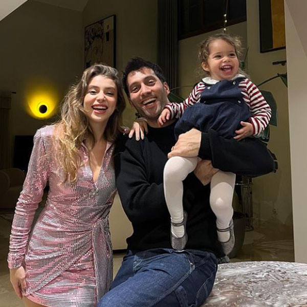 Hande Erçel'in yeğeni Aylin Mavi'den herkesi üzen haber! Annesi duyurdu "2.5 yaşındaki Mavi tedaviye başladı" - Resim: 0