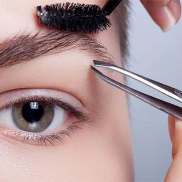 Kaşınızı ve kirpiğinizi sekiz günde gürleştirin! İşte kaşlarınızın ve kirpiğinizin hızlıca uzamasını sağlayan doğal yöntemler - Resim: 0