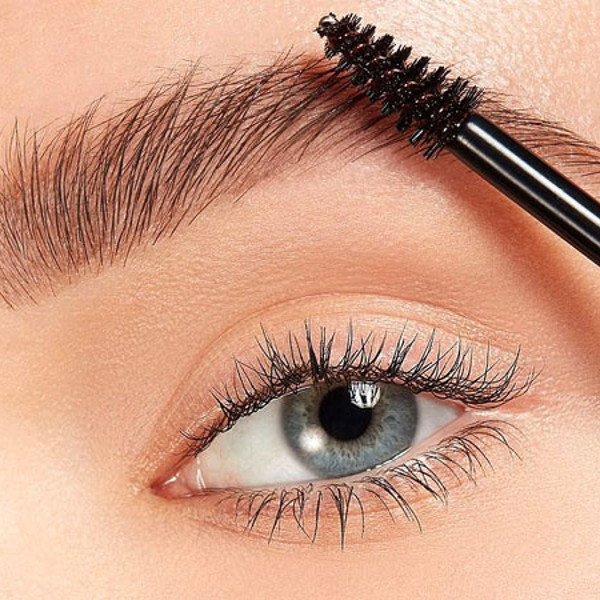 Kaşınızı ve kirpiğinizi sekiz günde gürleştirin! İşte kaşlarınızın ve kirpiğinizin hızlıca uzamasını sağlayan doğal yöntemler - Resim: 5