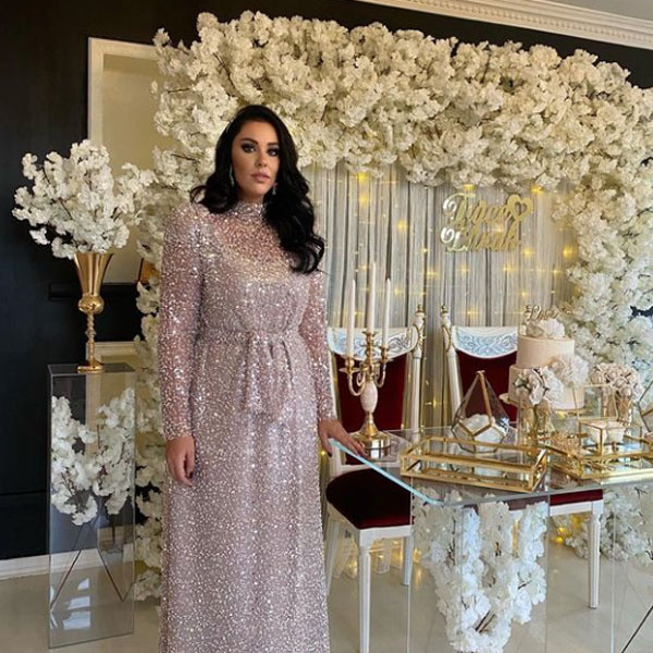 Ferdi Tayfur'un biricik kızı Tuğçe Tayfur nişanlandı! Nişan anındaki o detay herkesi şaşırttı - Resim: 2