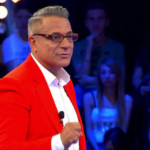 Mehmet Ali Erbil'den ağızları açık bırakan evlilik açıklaması! "Öğleden sonra gider aldatırdım" dedi ortalık karıştı - Resim: 1