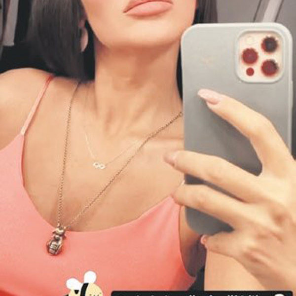 Cem Belevi'nin arılı kolyesi daldan dala konuyor! Yeni sevgilisi o kolyeyle İrem Dericiye adeta nisbet yaptı - Resim: 3