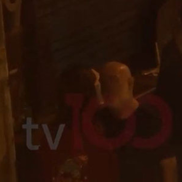 Ünlü oyuncunun 12 yıllık eşine ihanet anları herkesi şok etti! Güven Kıraç kameraları görünce ne yapacağını bilemedi - Resim: 2