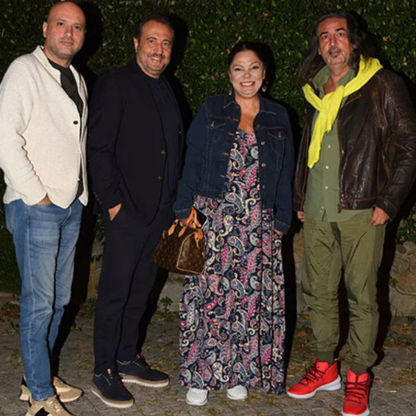 İzel-Çelik-Ercan kötü haberi duyurdu! Sahnelere yeni dönmüşlerdi fakat... - Resim: 3