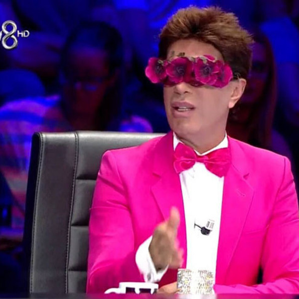 Yılmaz Morgül sahne kostümüyle dalga konusu oldu! Ağaç adam oldu sahneyi yıktı - Resim: 2