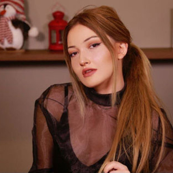 Yılın aşkına kelalaka diyeceksiniz! Kubilay Aka ve Danla Biliç konserde görüntülendi, sosyal medya birbirine girdi - Resim: 2