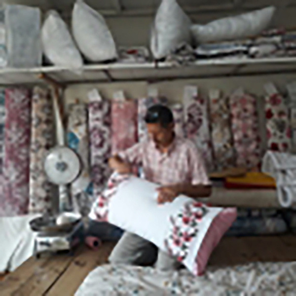 Eskileri atmayanlar yaşadı! Bir dönemin yorgan modası geri geliyor - Resim: 1