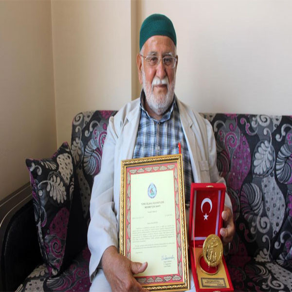 Konya Karapınar'da 86 yaşındaki vatandaştan duygulandıran hareket! Evini Mehmetçik Vakfı'na bağışladı - Resim: 0