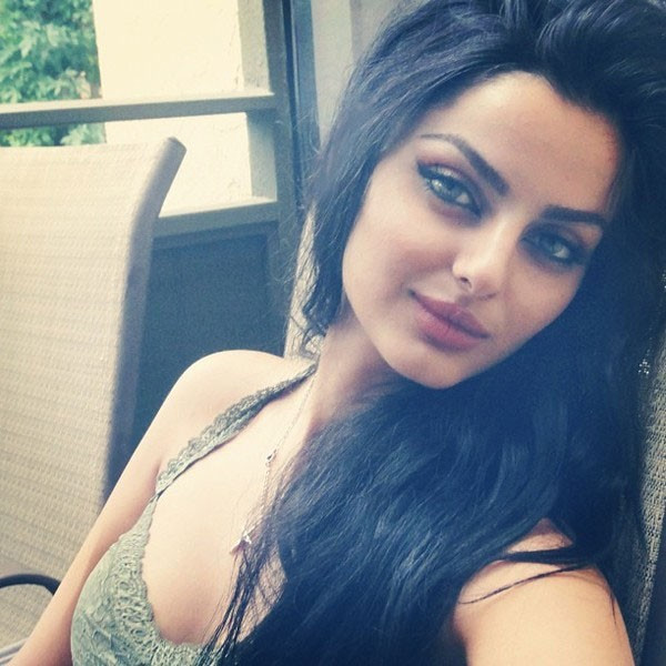 Dünya'yı sallayan İranlı Kürt güzel - Resim: 4