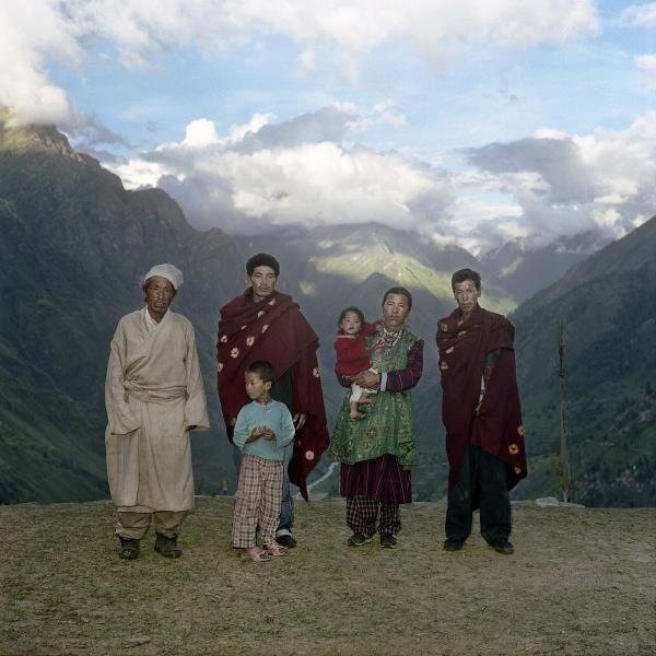 Dünyanın en ilginç topluluğu kadınların 7 kocası var - Resim: 2