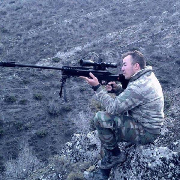 Küçük oğlunu okula götürmüştü acı haberle yıkıldı - Resim: 1