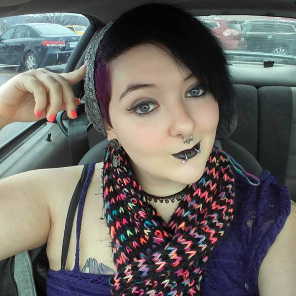 Bu fotoğrafa dikkatli bakın kıyafetler tecavüz sebebi değildir dedi ve... - Resim: 2