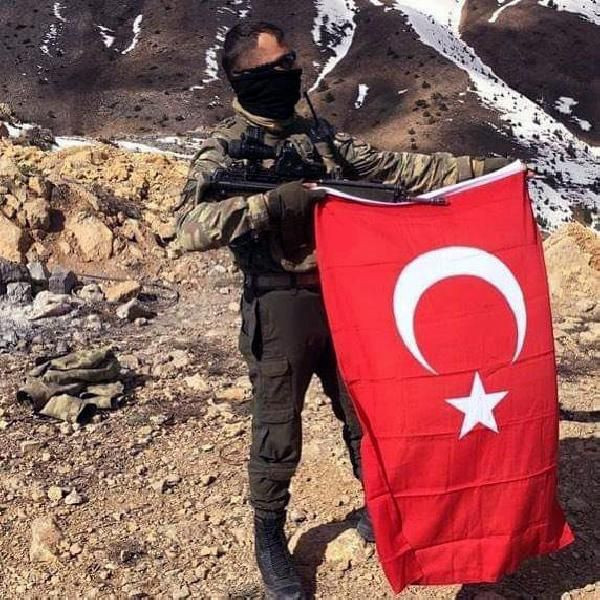 Şehitlerin isimleri belli oldu! Ökkeş Ede ve Emre Uçkan'ın son kareleri - Resim: 2