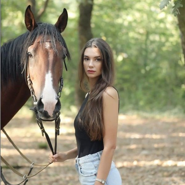 TRT 1 Uyanış: Büyük Selçuklu yıldızı Leyla Lydia Tuğutlu dizi için bakın ne öğrendi - Resim: 2