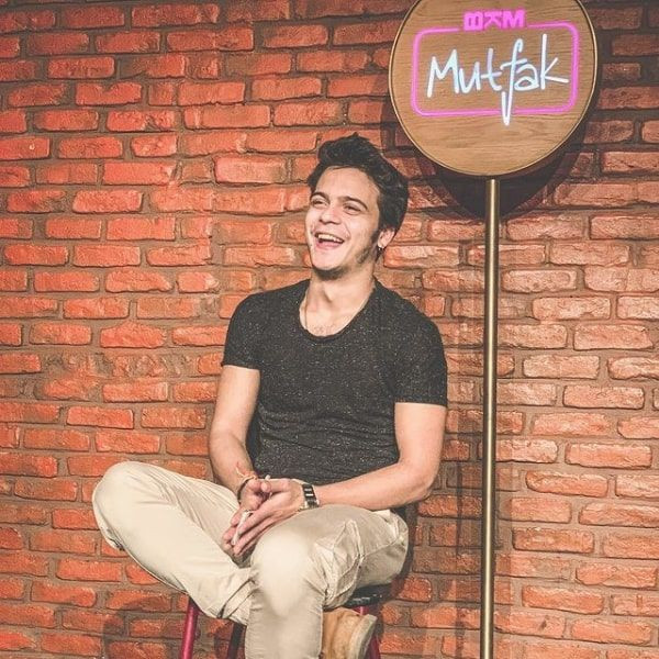 Çok Güzel Hareketler Bunlar'ın yıldızı Arif Güloğlu'ndan gelen haber herkesi yıktı - Resim: 3