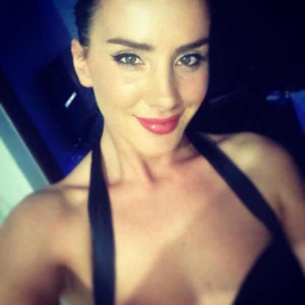 Manken ve oyuncu Cansu Ateş Esenler Otogarı'nda uyuşturucuyla yakalandı! Kemerine saklamış - Resim: 1