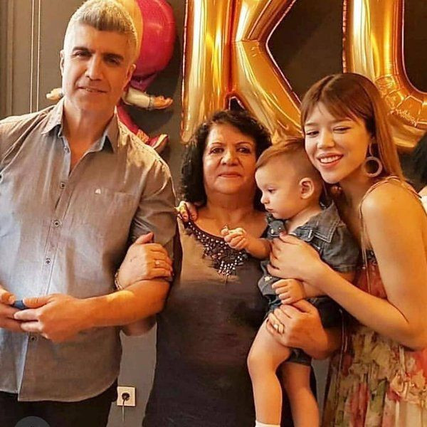 Çok çıplak kaldım! Boşanma protokolünde şaşırtan madde: Sevgilisi olursa... Feyza Aktan Özcan Deniz'e giydirdi - Resim: 1